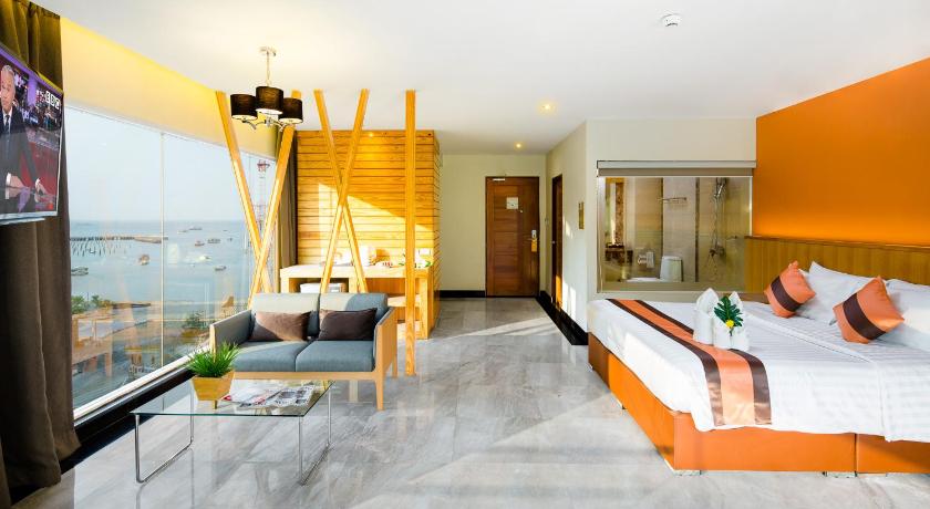 Image of Premium Mountain View Room 1 King Bed 6