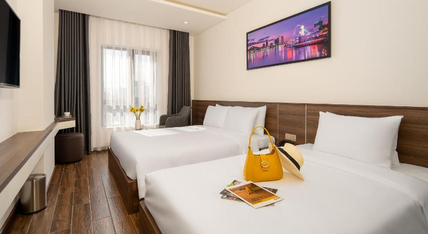 Image of Deluxe Triple Room 1