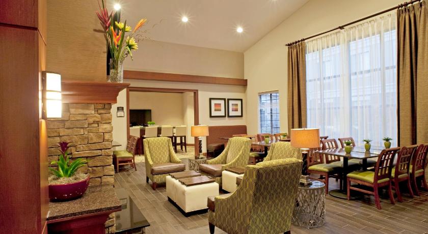 Staybridge Suites Chantilly Dulles Airport