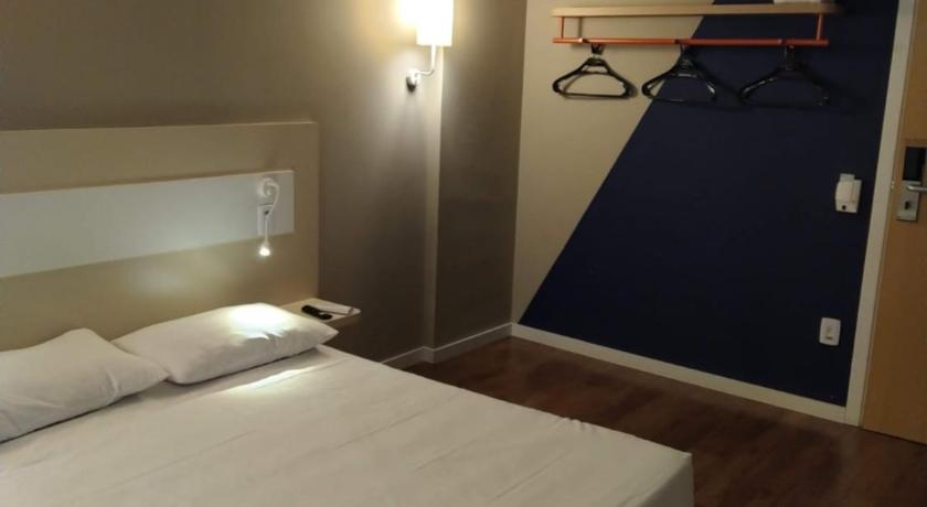 ibis budget Manhuacu