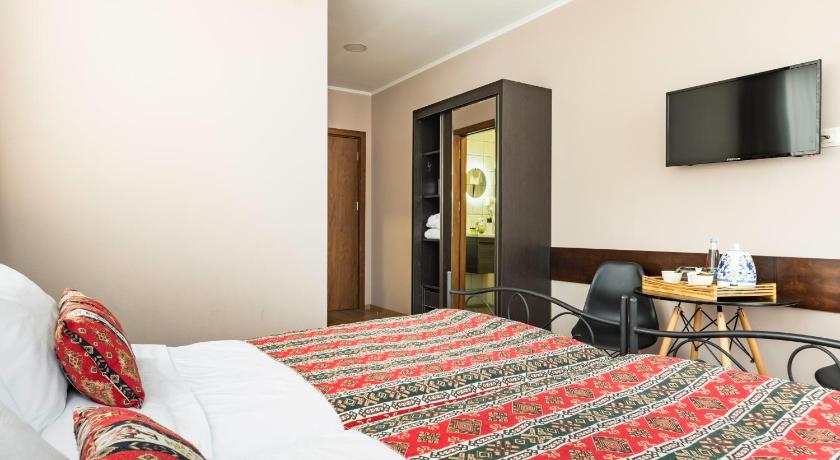 Hotel Flower photo