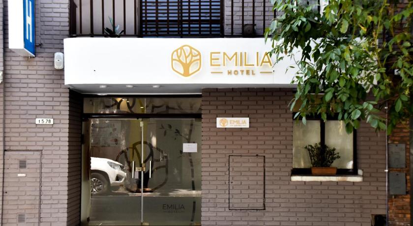 EMILIA HOTEL — Hotel in Rosario