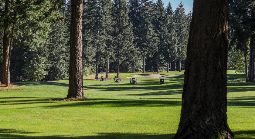 Crown Isle Resort & Golf Community photo