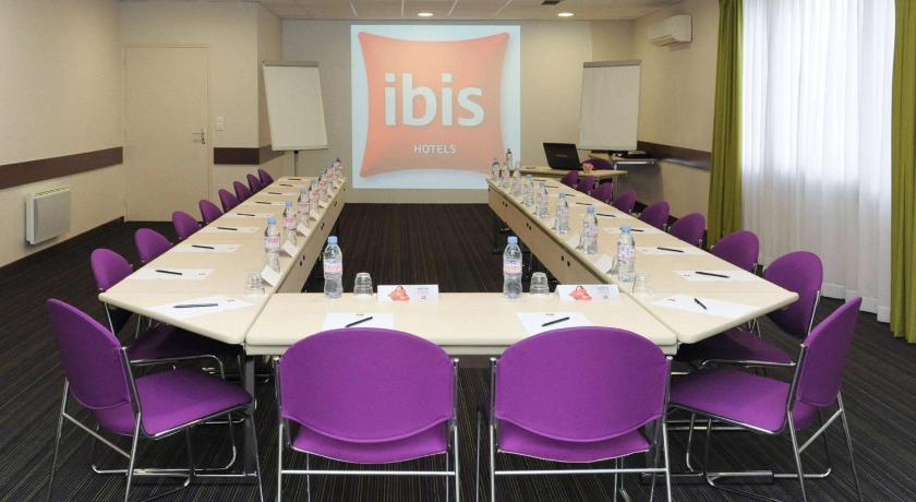 ibis Chartres Ouest Lucé