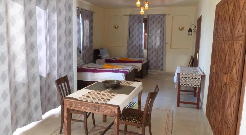 Image of Deluxe Triple Room 4
