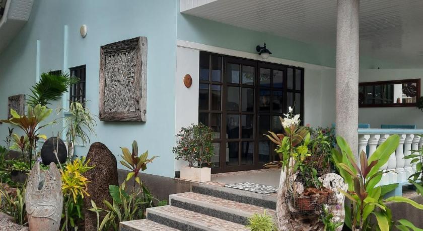  Cabanes des Anges Guest House