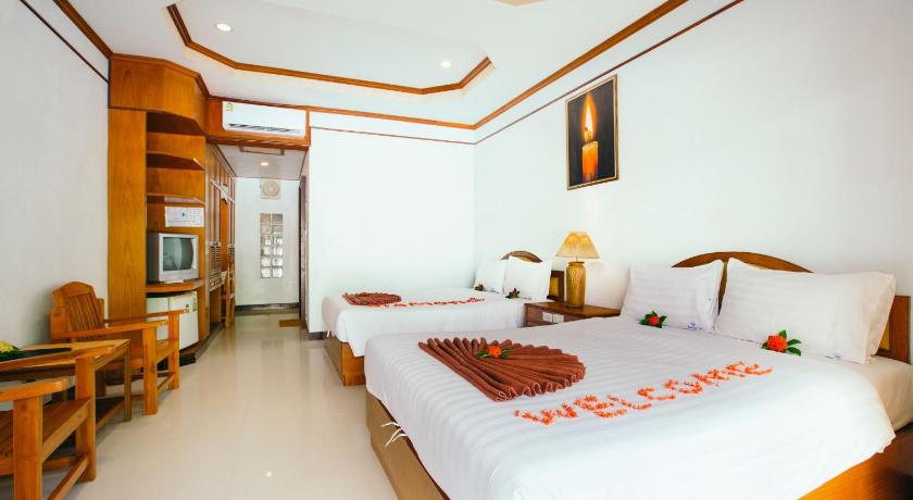 Image of Family Room 9