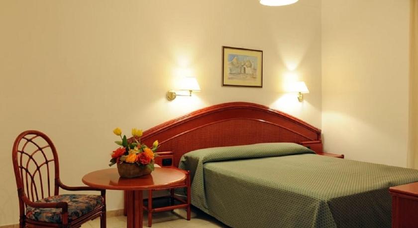 Triple Room, Hotel Villa Rosa in Martina Franca