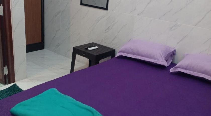 Image of Double Room with Private Bathroom 0