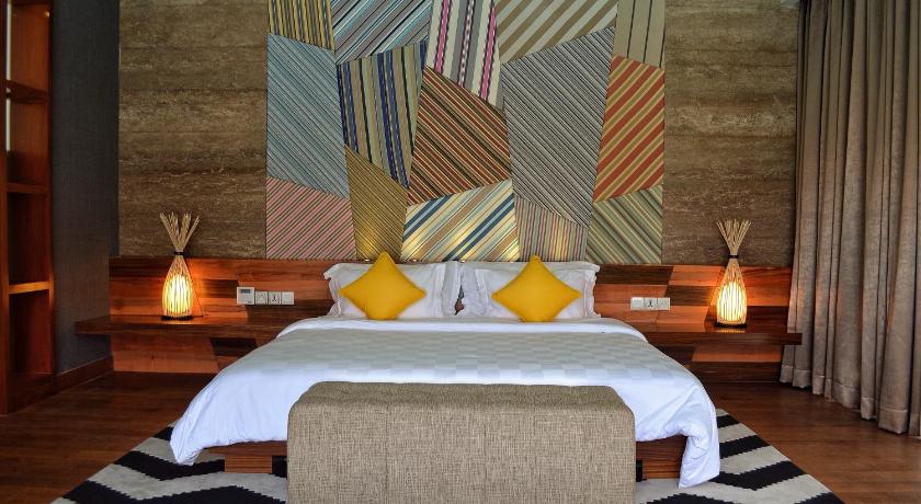 Foto Vila TStar Rooftop 2 Kamar Tidur dengan Kolam Renang Pribadi (TStar Two-Bedroom Rooftop Villa with Private Pool) 1