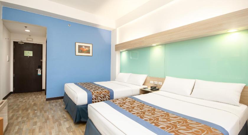 Image of 2 Queen Beds, City View, Non-Smoking 5