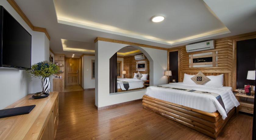 Image of Deluxe Family Room (2 Double  Beds) 5