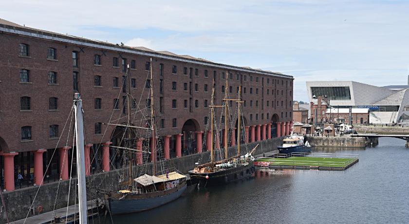 Holiday Inn Express Liverpool-Albert Dock