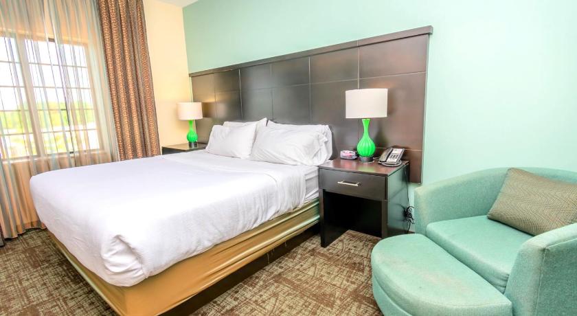 Staybridge Suites Houston - IAH Airport