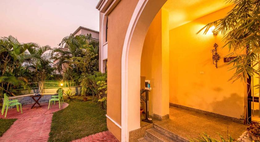 StayVista at Taruchaya photo