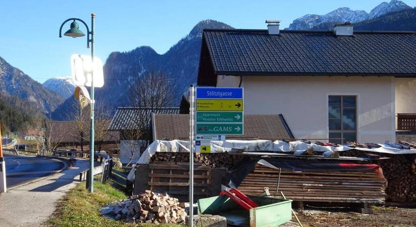 Das Almsternderl - gemutliche Wohnung in Gosau photo