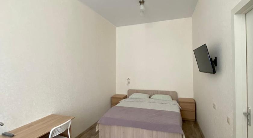 Happy House Hostel photo