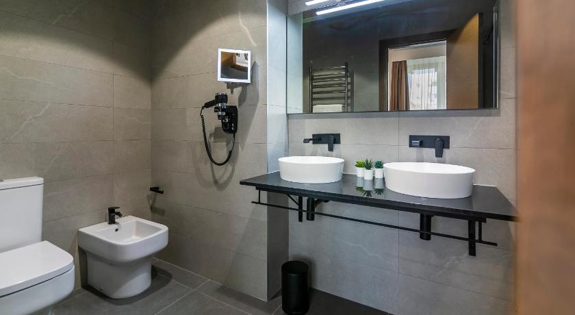 Aquitania Home Suites photo