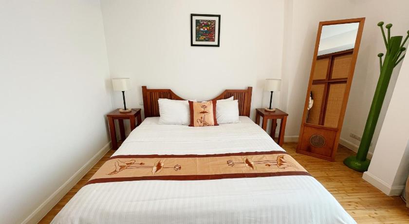 Image of One-Bedroom Apartment 10