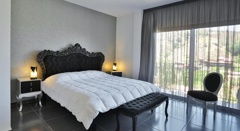 Crystal Hotel — Hotel in Kakopetria