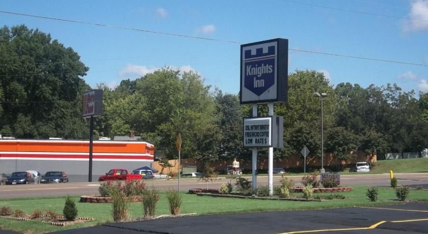 Knights Inn  Paris TN photo