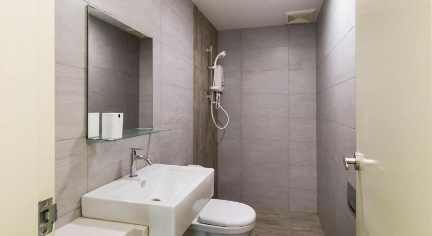 Minimalist Home 15mins to KLCC & Bkt Bintang photo