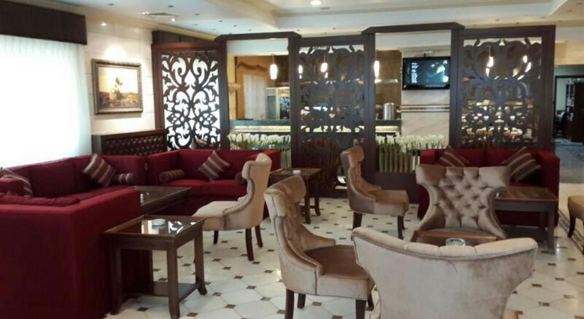 Al Thuraya Hotel - image 15