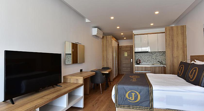 Stüdyo - Havuz veya Bahçe Manzaralı (Studio with Pool or Garden View) Görseli 9