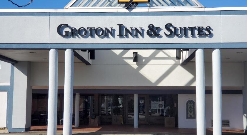 Groton Inn & Suites