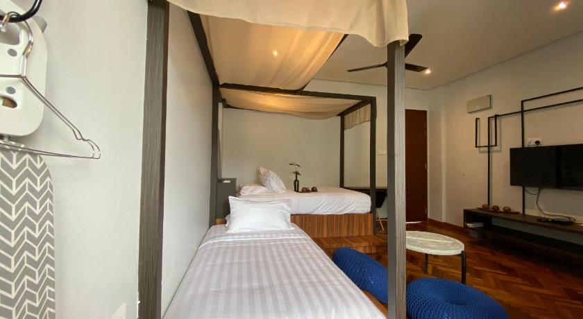 Image of Twin Room with 2 Single Beds 1