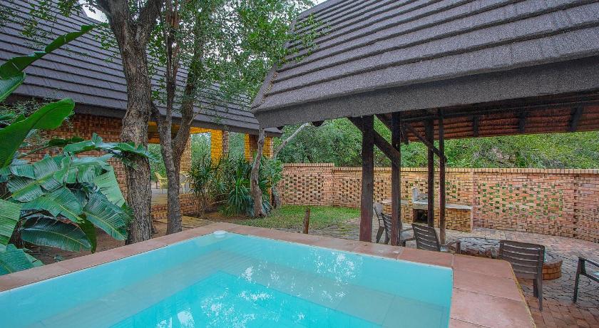 NJIRI LODGE - Your part of Africa photo