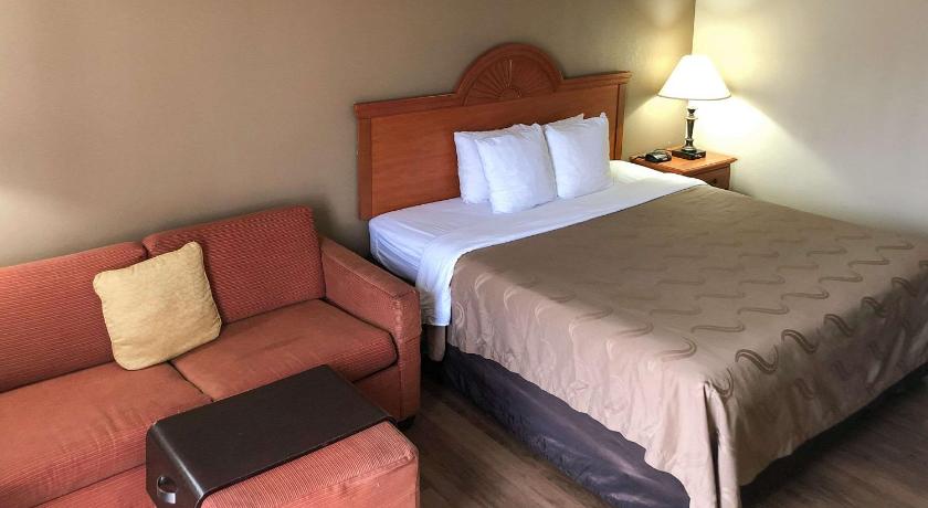 Quality Inn Near Joint Base Andrews-Washington Area