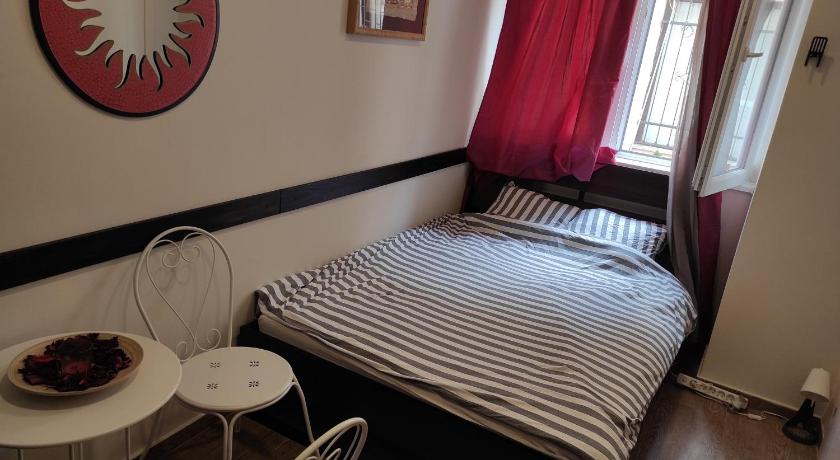 Retro Mini Apartment photo