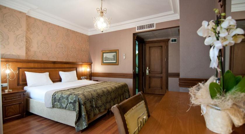 Image of Superior Double Room with Sea View 9