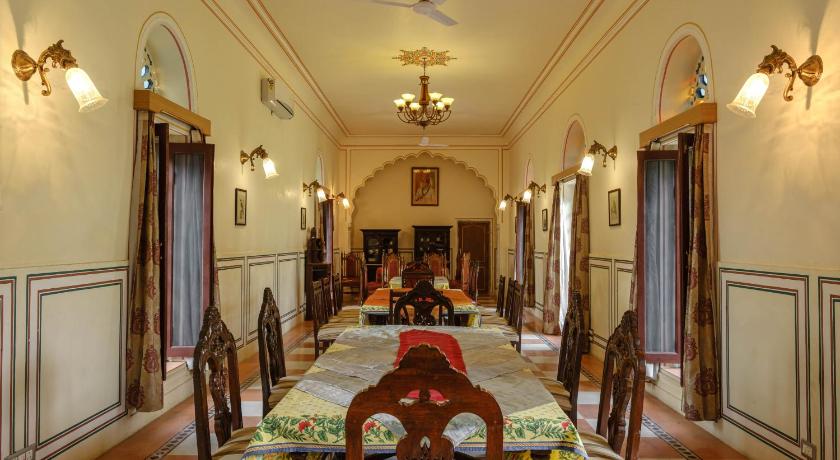 Rajmahal Palace - Kanota Hotels (Near Bisalpur Dam)