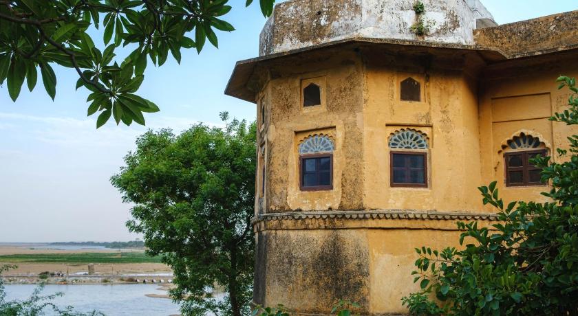 Rajmahal Palace - Kanota Hotels (Near Bisalpur Dam)