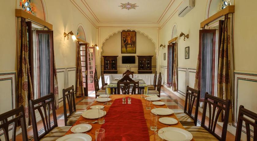 Rajmahal Palace - Kanota Hotels (Near Bisalpur Dam)