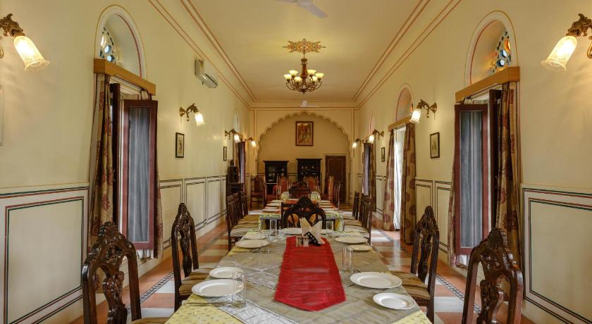 Rajmahal Palace - Kanota Hotels (Near Bisalpur Dam)