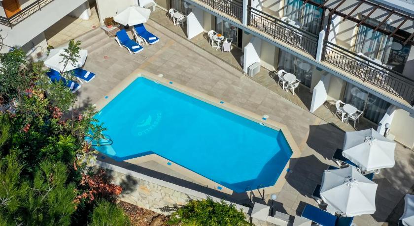 Crystallo Apartments photo