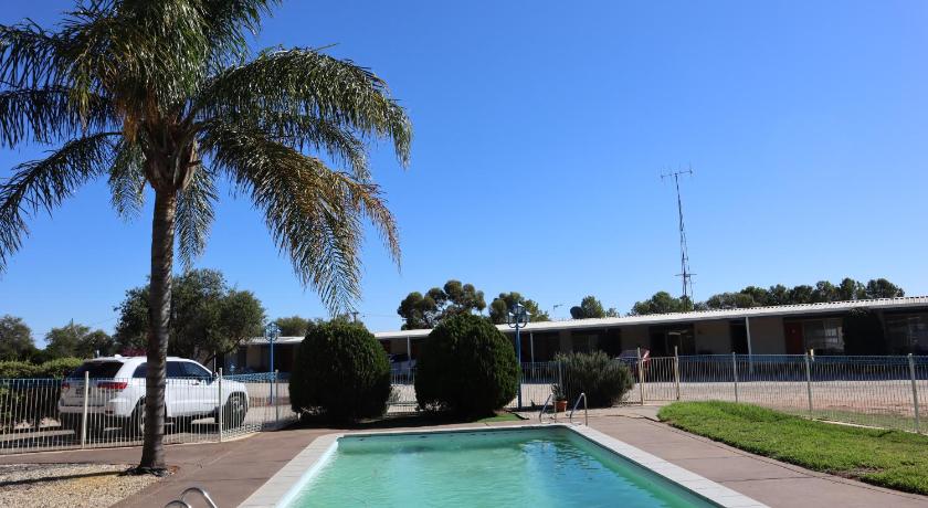 Capri Motel — Hotel in Balranald