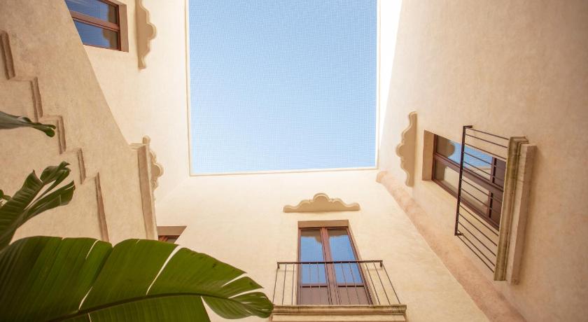 Palazzo Donna Titì