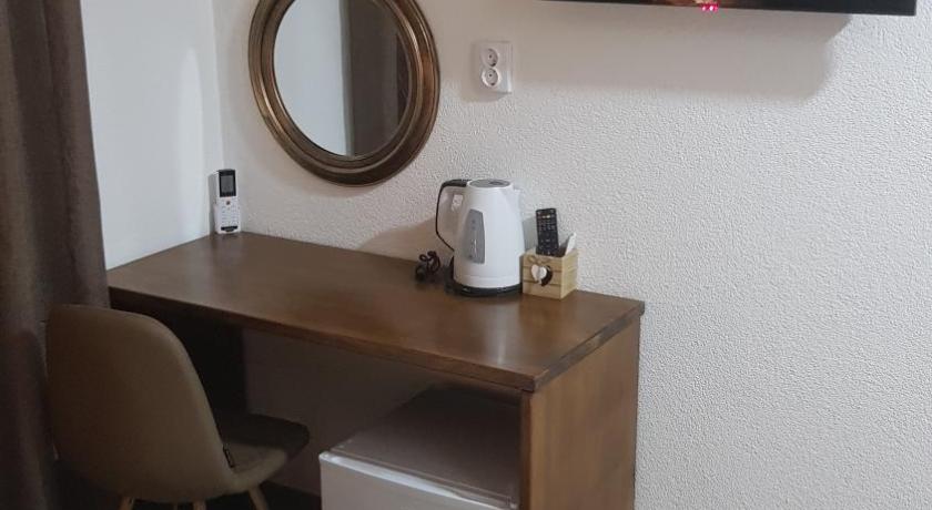 Clarina All Seasons Rooms & Apartments photo