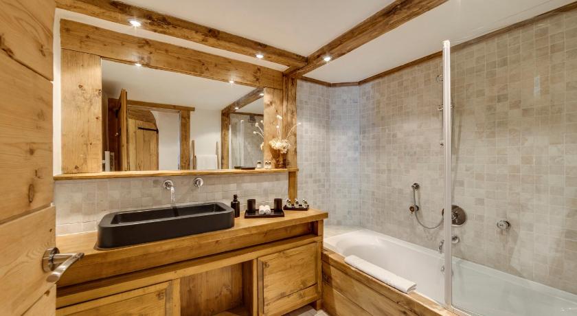 Chalet La Bouclia photo