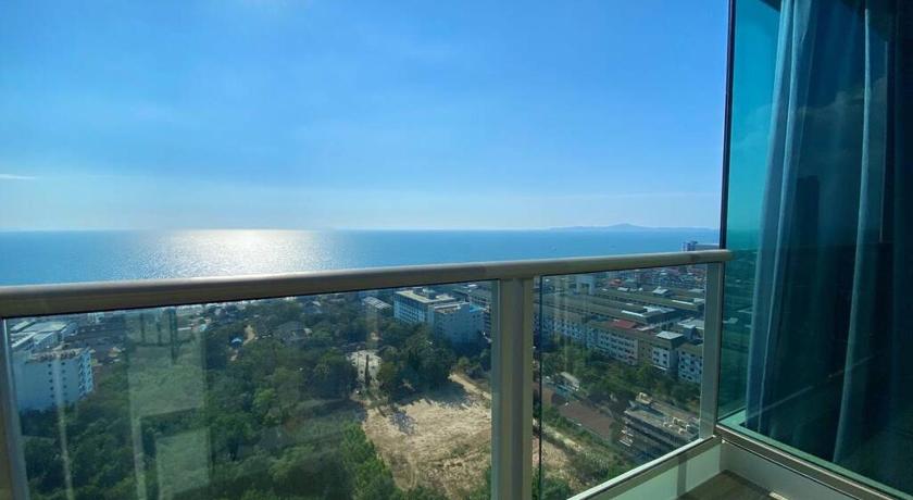 RIVIERA JOMTIEN THE LUXURY STAY In PATTAYA!! photo