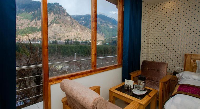 Hotel zephyr Manali