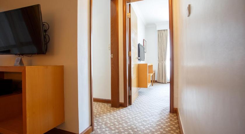 Image of 2-Bedroom Deluxe 7