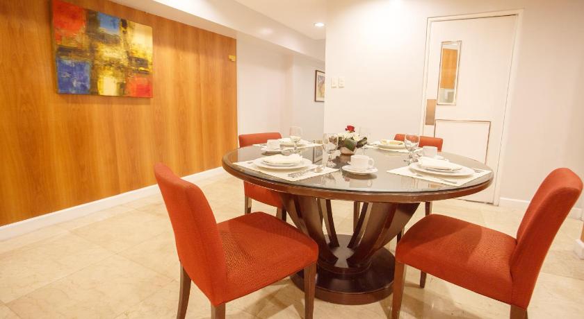 Image of 2-Bedroom Premier Room 7