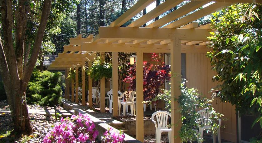 天堂 (CA) Ponderosa Gardens Motel 3星级 住宿 外观