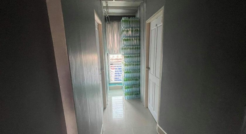 Charinsup Pinklao Hotel - main image