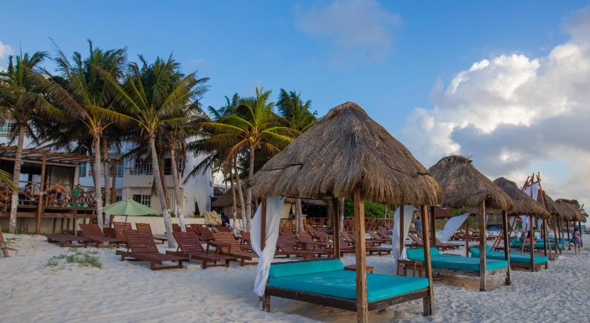 HOTEL & BEACH CLUB OJO DE AGUA photo